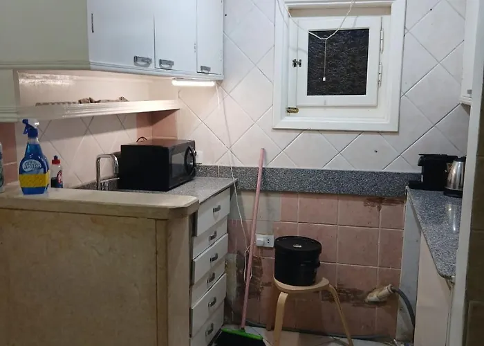 Apartment عرابيا امام بيروت بجوار سوبر ماركت الخضري Hurghada