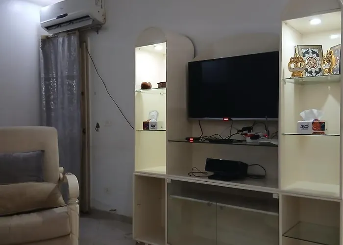 عرابيا امام بيروت بجوار سوبر ماركت الخضري Apartment Hurghada