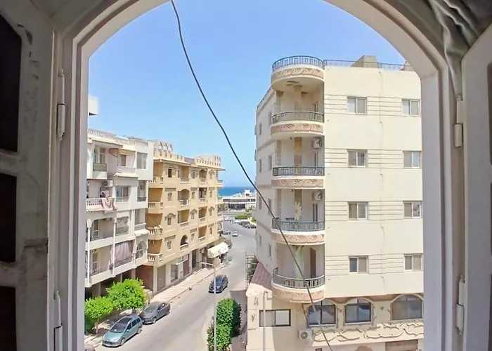 Apartment عرابيا امام بيروت بجوار سوبر ماركت الخضري *
